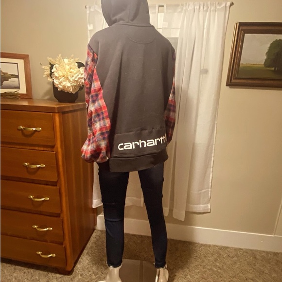 Upcycled Carhartt upcycled Kansas City Chiefs Hoodie - Picture 8 of 10